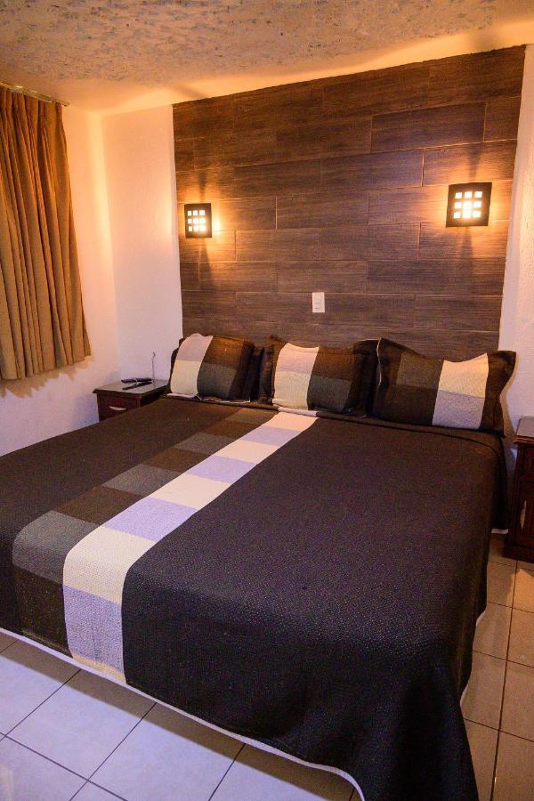 Hotel Acuario En Ocotlan Luaran gambar