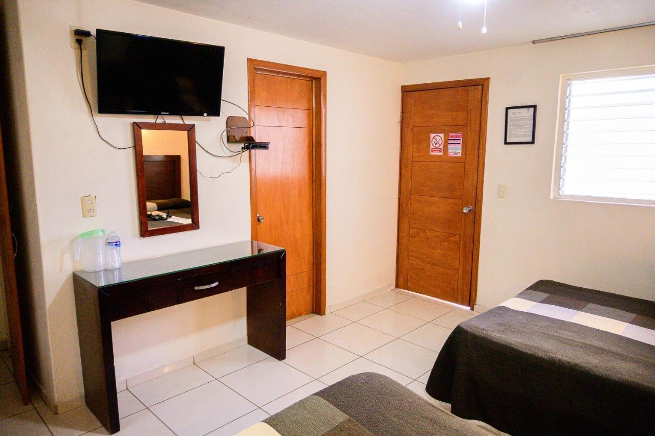 Hotel Acuario En Ocotlan Luaran gambar