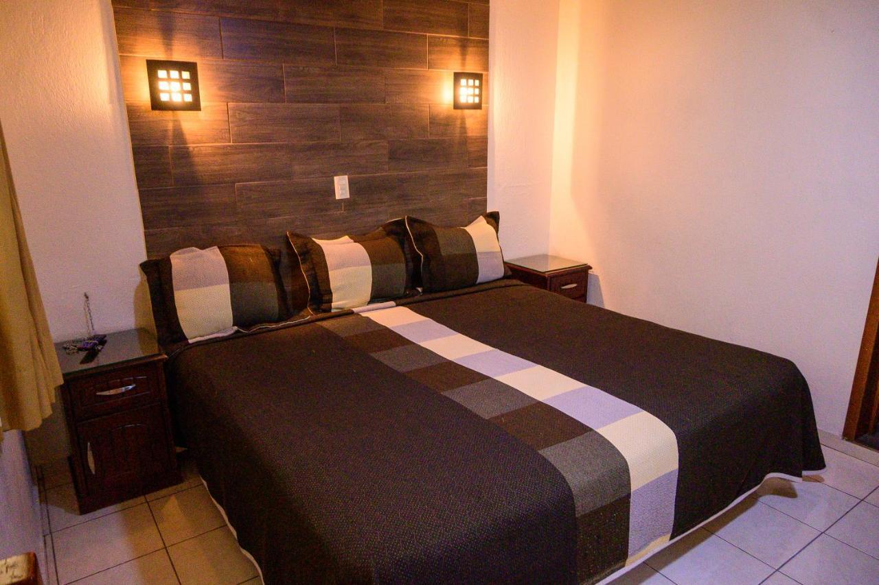 Hotel Acuario En Ocotlan Luaran gambar