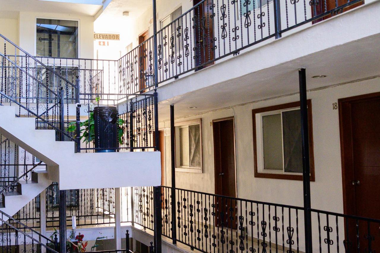Hotel Acuario En Ocotlan Luaran gambar