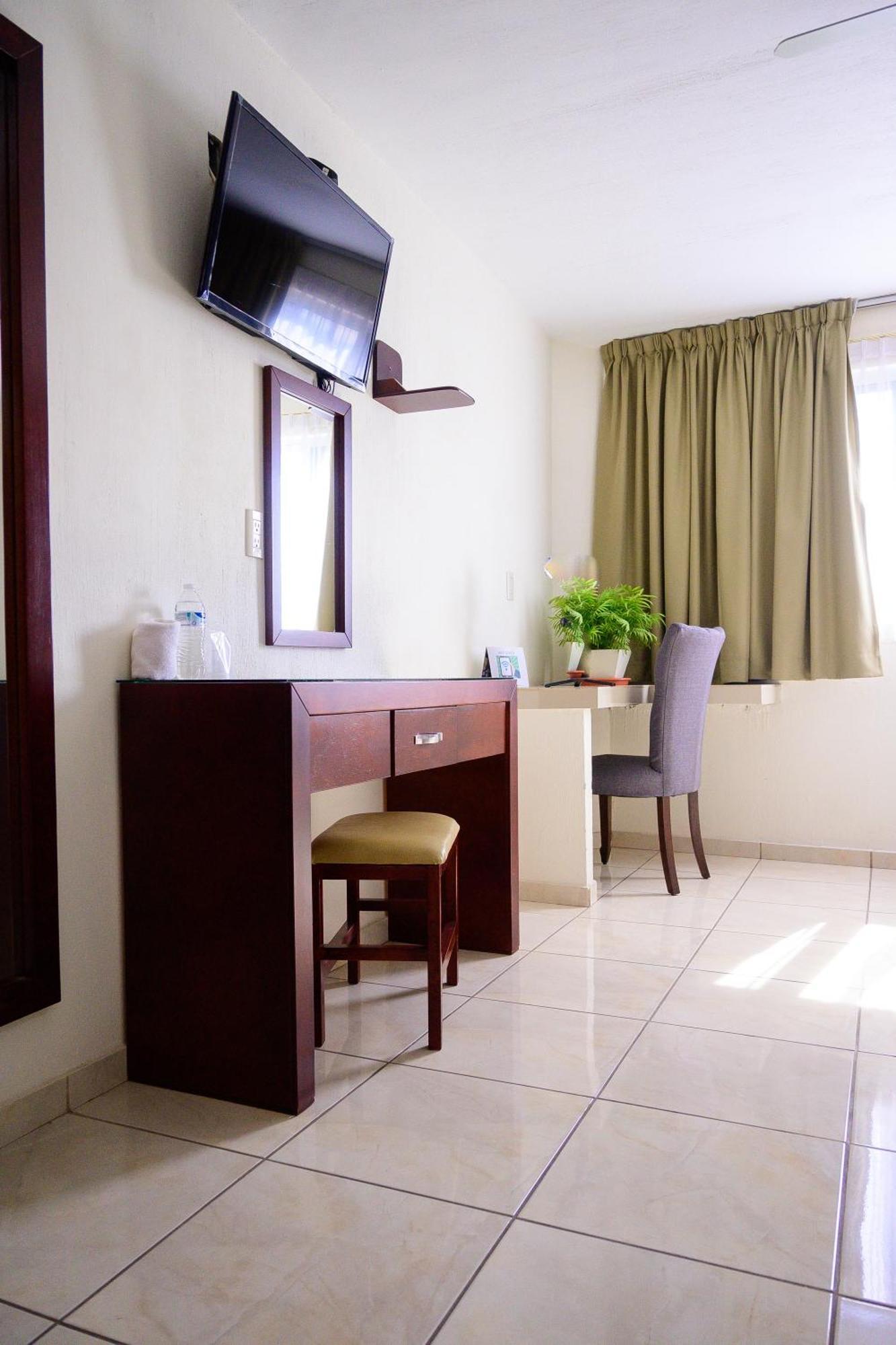 Hotel Acuario En Ocotlan Luaran gambar