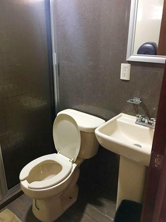 Hotel Acuario En Ocotlan Luaran gambar